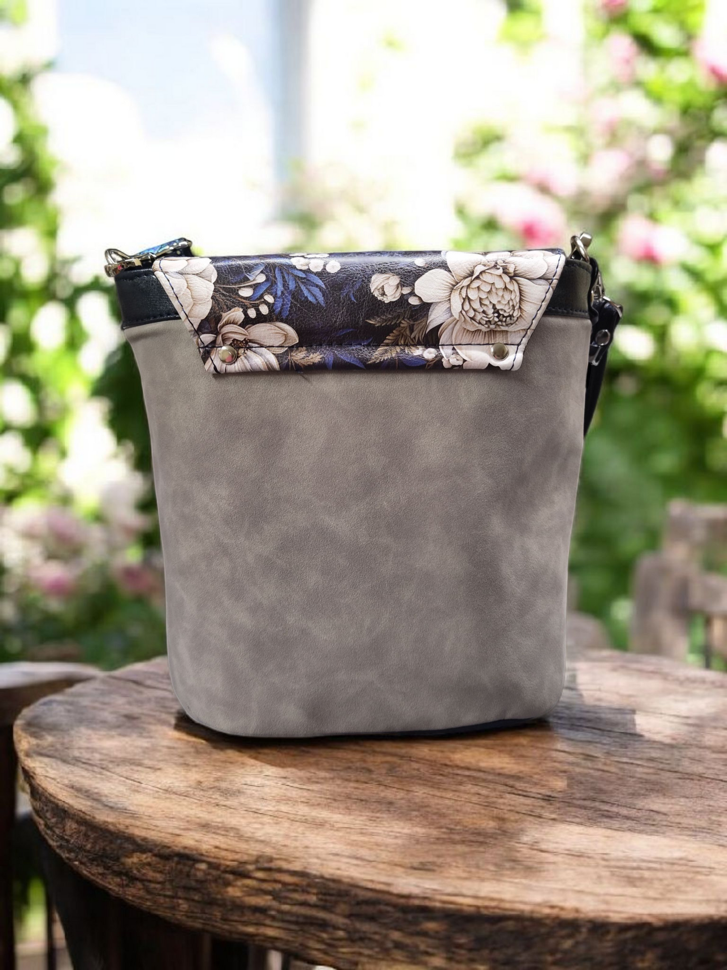 Baby Belle Handbag in gray/navy/ floral