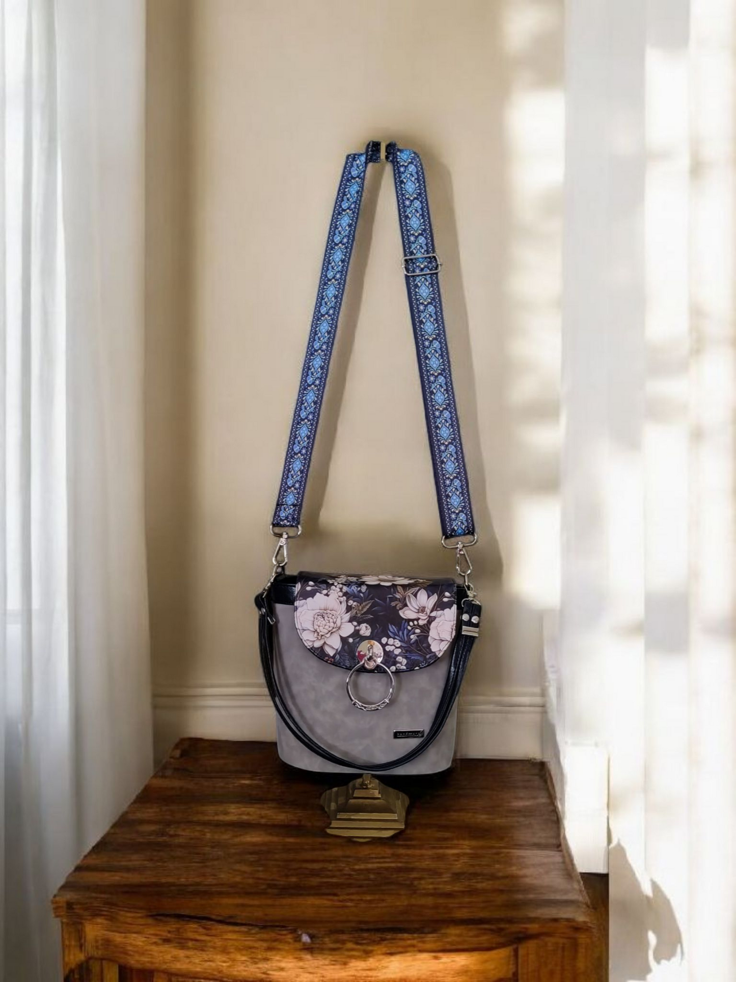Baby Belle Handbag in gray/navy/ floral