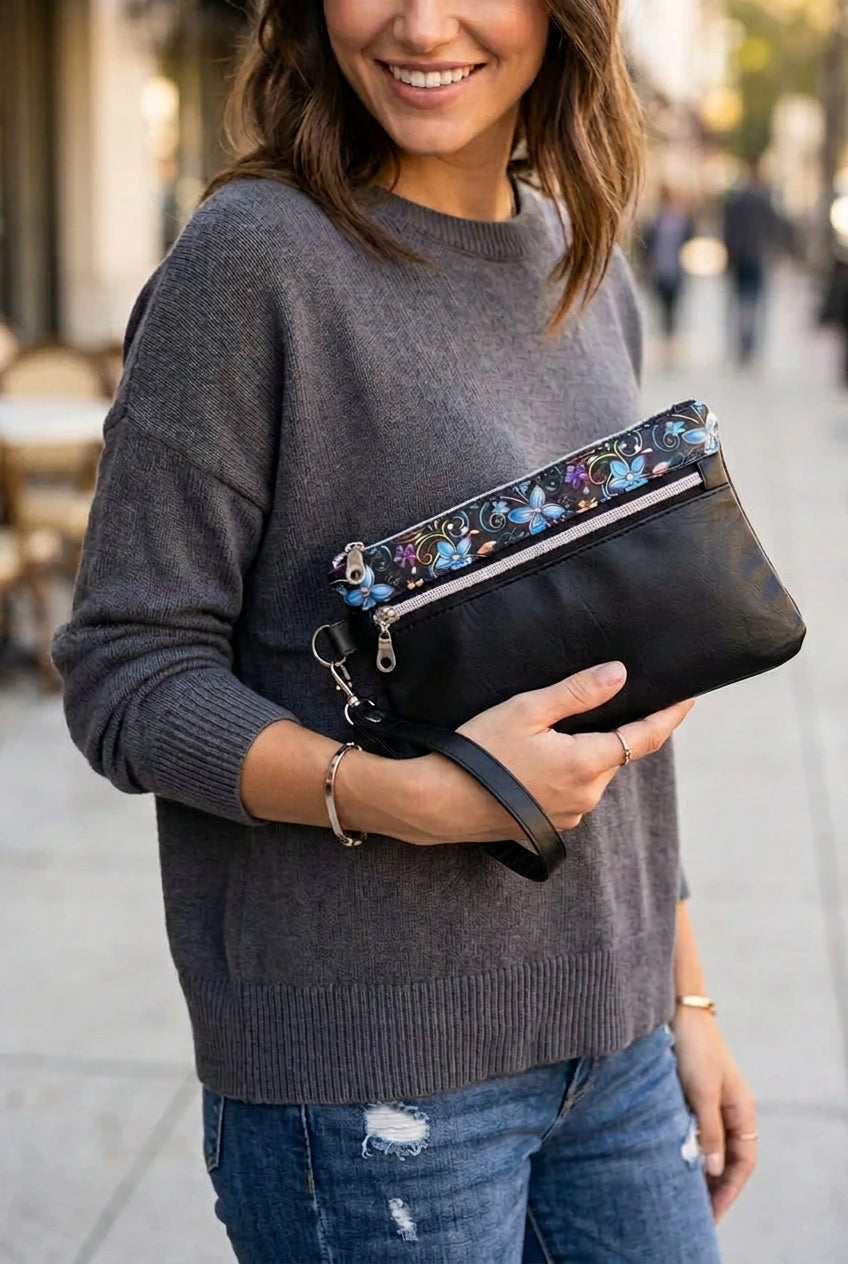 Fatkat Wristlet with front zipper pocket