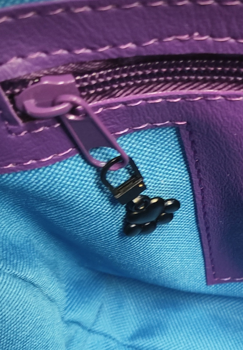Alyssa Crossbody bag / purry cats