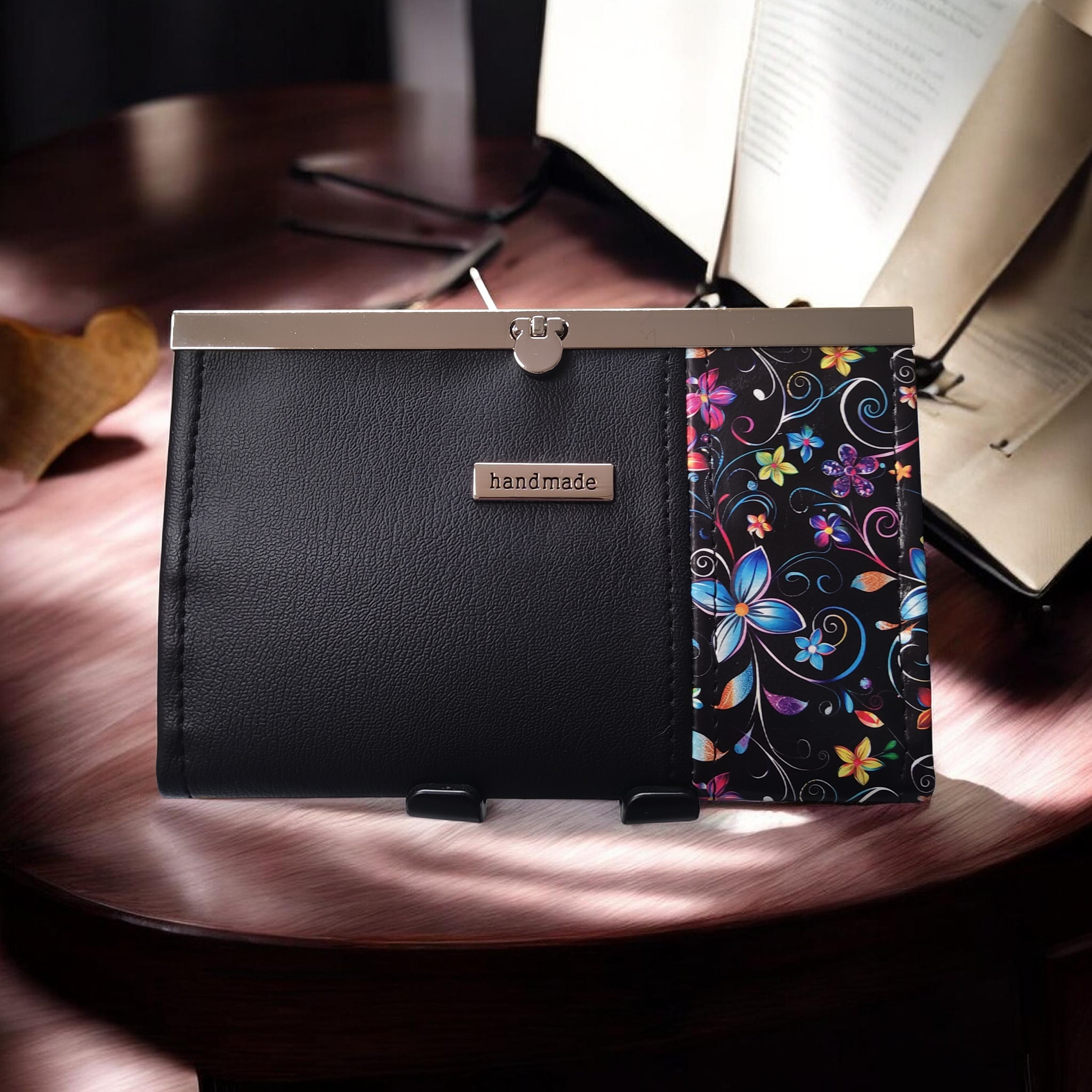 Compact Clutch Wallet