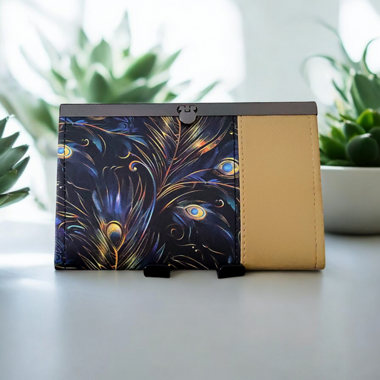 Compact Clutch Wallet