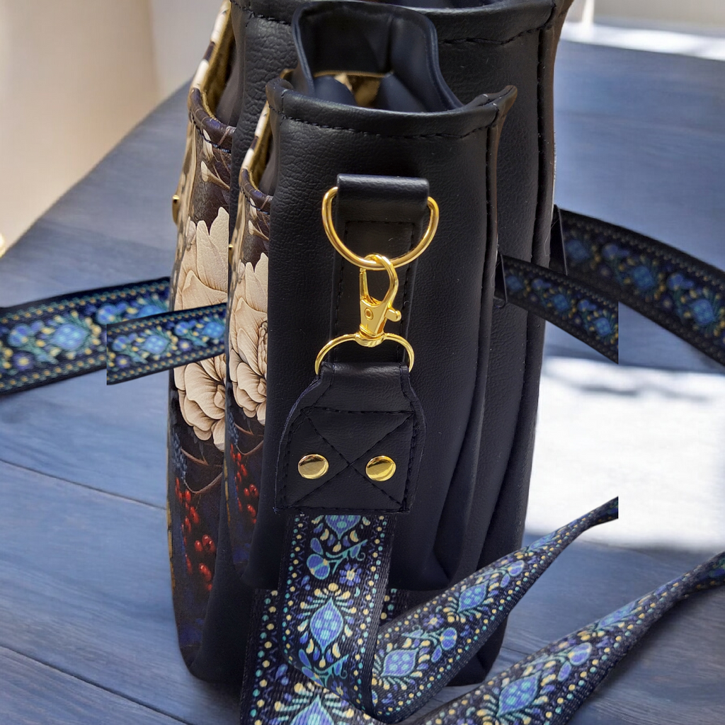 Kiana Crossbody Handbag