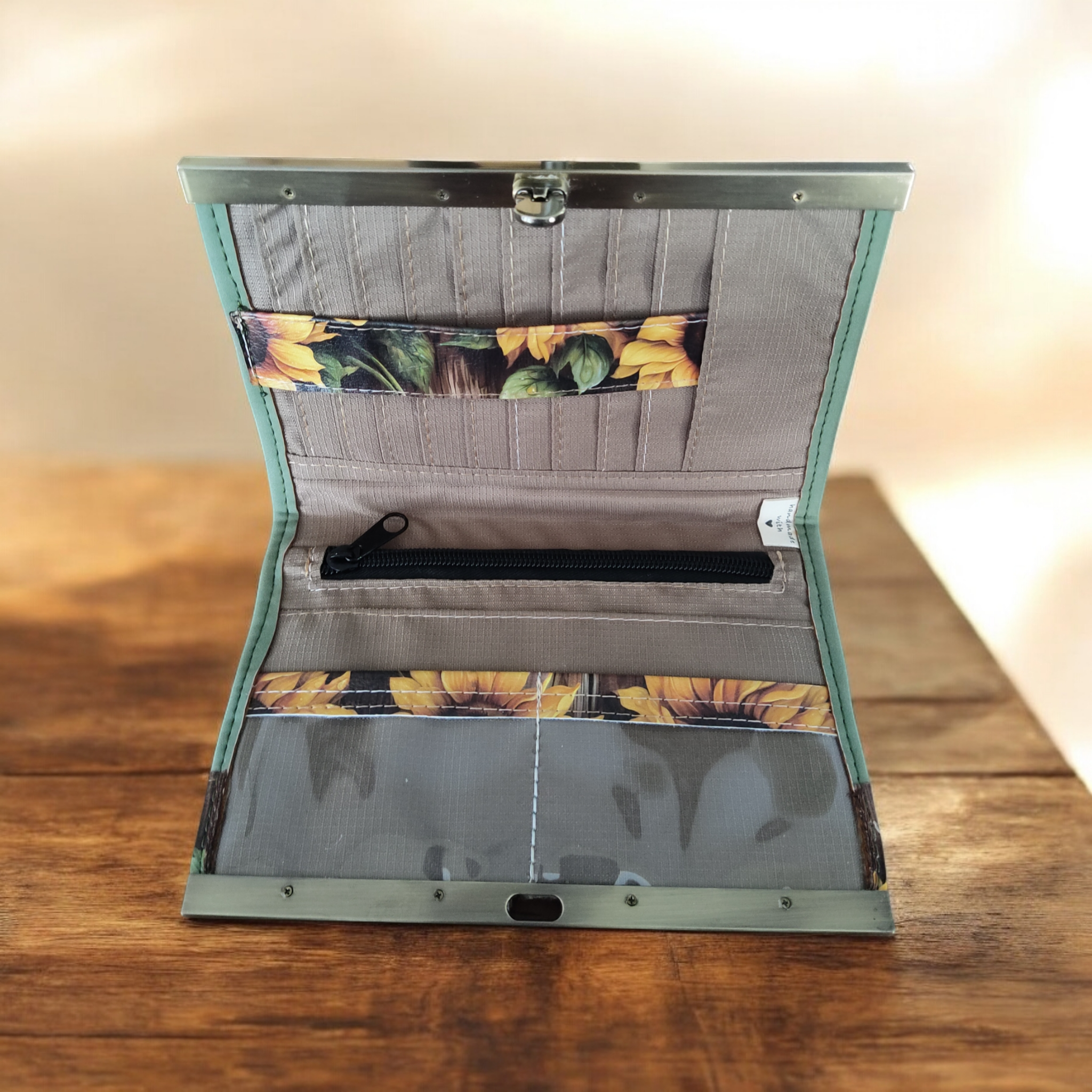 Compact Clutch Wallet